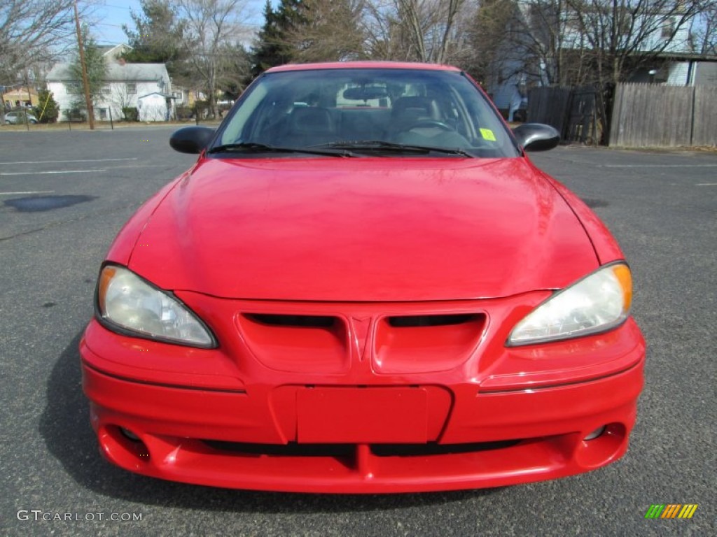 2003 Grand Am GT Sedan - Victory Red / Dark Pewter photo #12