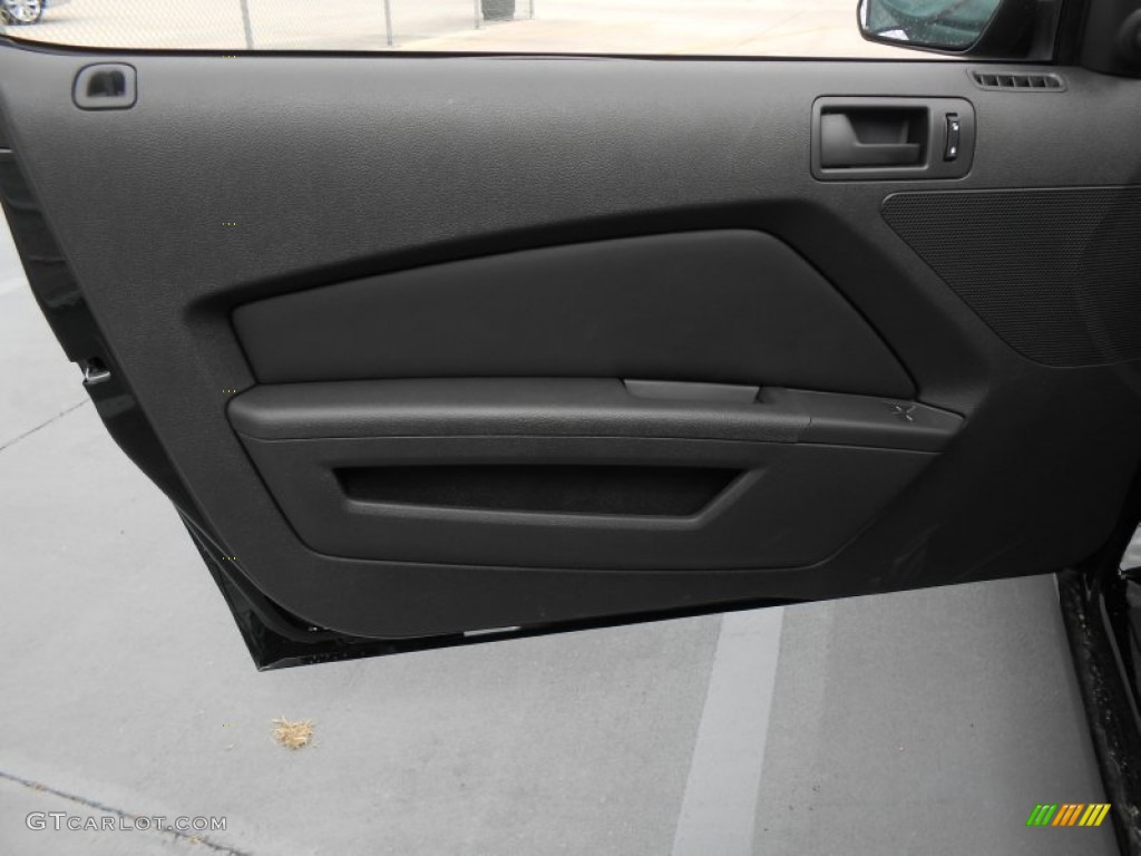 2014 Ford Mustang GT Coupe Charcoal Black Recaro Sport Seats Door Panel Photo #77787311