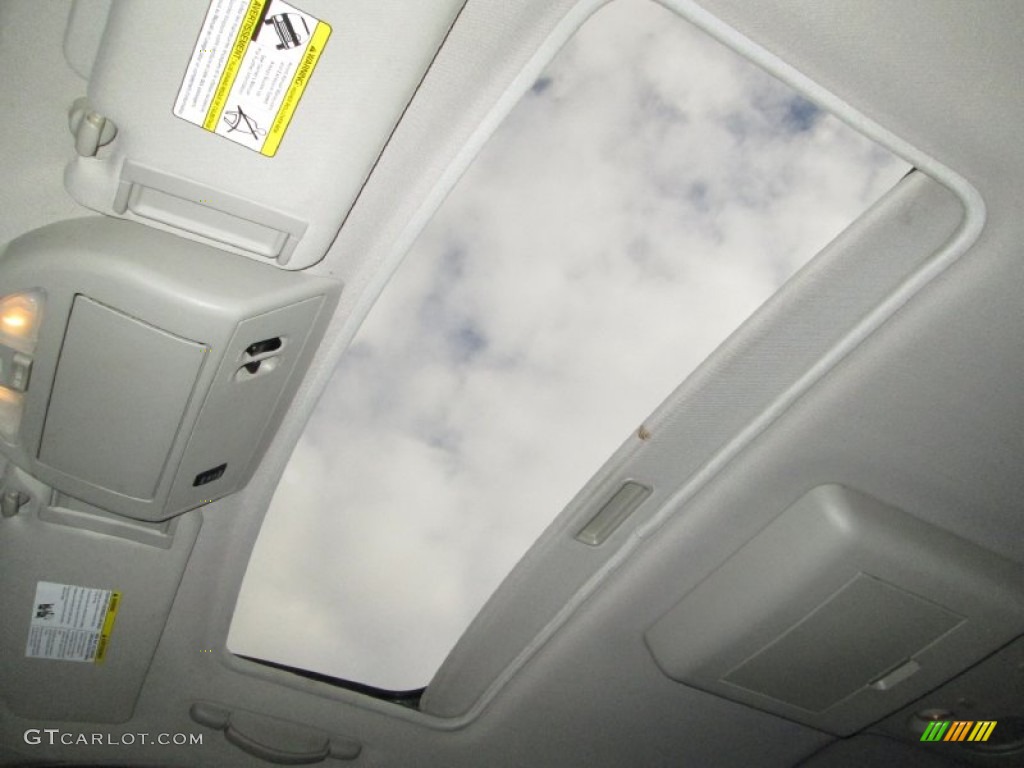 2004 Nissan Armada LE 4x4 Sunroof Photo #77787520