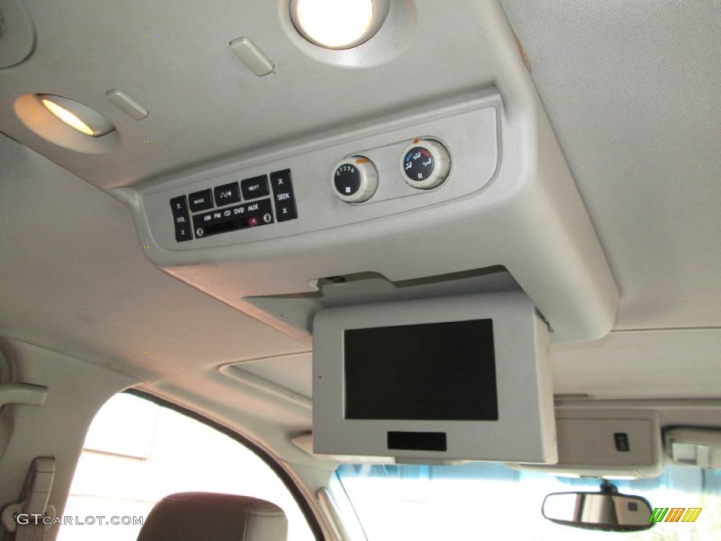 2004 Nissan Armada LE 4x4 Entertainment System Photos