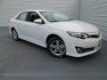 Super White - Camry SE Photo No. 2