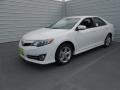 Super White - Camry SE Photo No. 9
