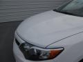 Super White - Camry SE Photo No. 12