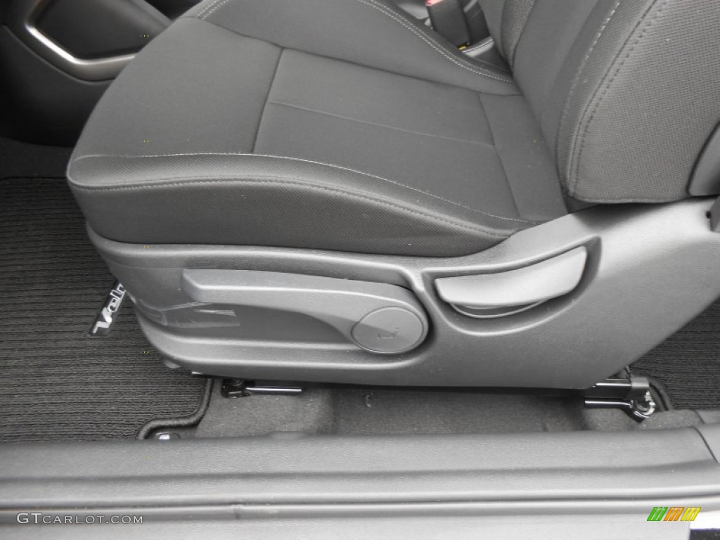 2013 Hyundai Veloster RE:MIX Edition Front Seat Photo #77789916