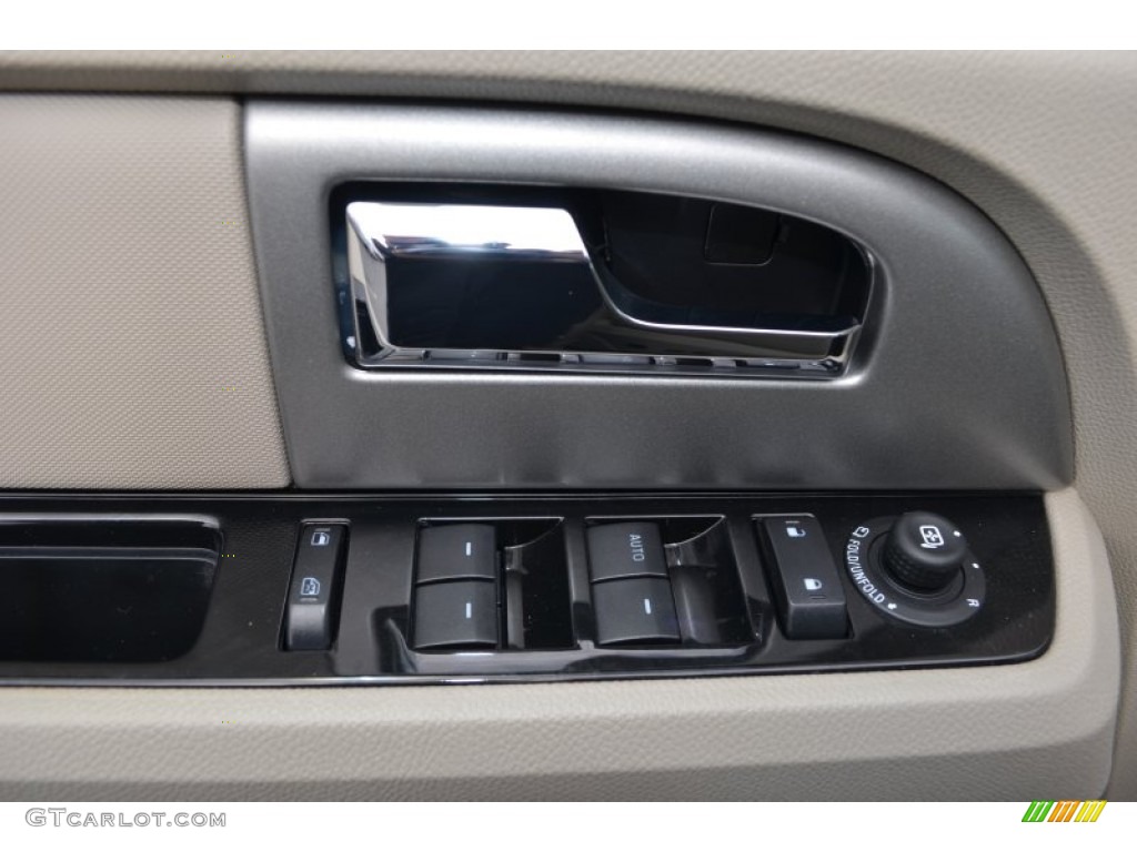 2013 Ford Expedition Limited 4x4 Controls Photo #77790066