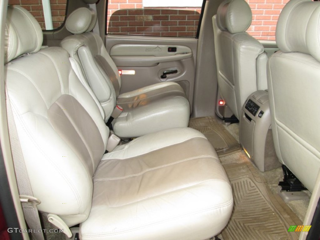 2002 GMC Yukon XL Denali AWD Rear Seat Photo #77790381