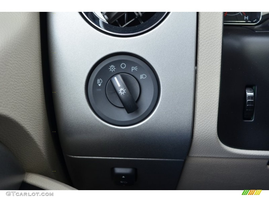 2013 Ford Expedition Limited 4x4 Controls Photo #77790622