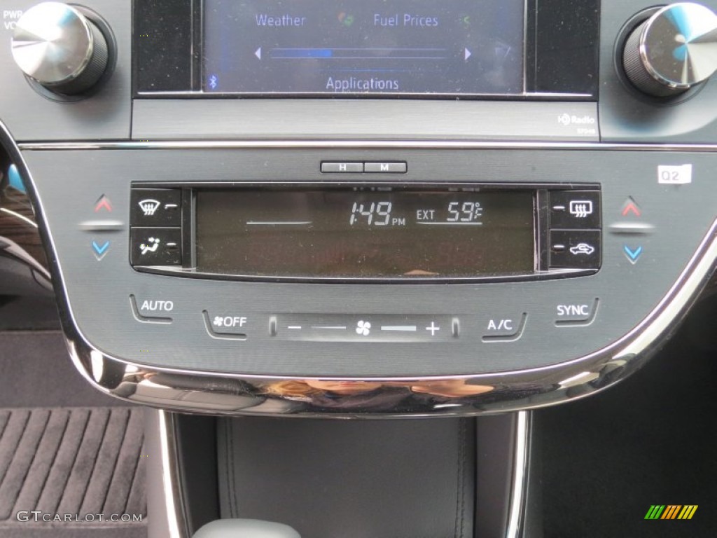 2013 Toyota Avalon XLE Controls Photo #77790839