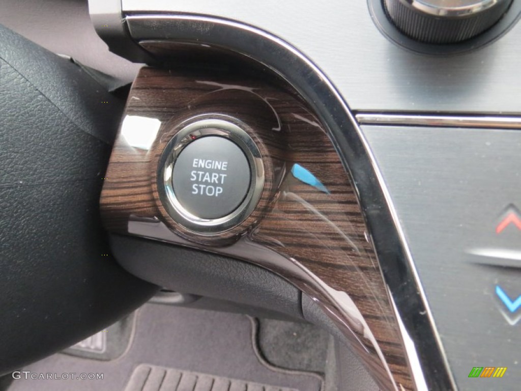 2013 Toyota Avalon XLE Controls Photo #77790860