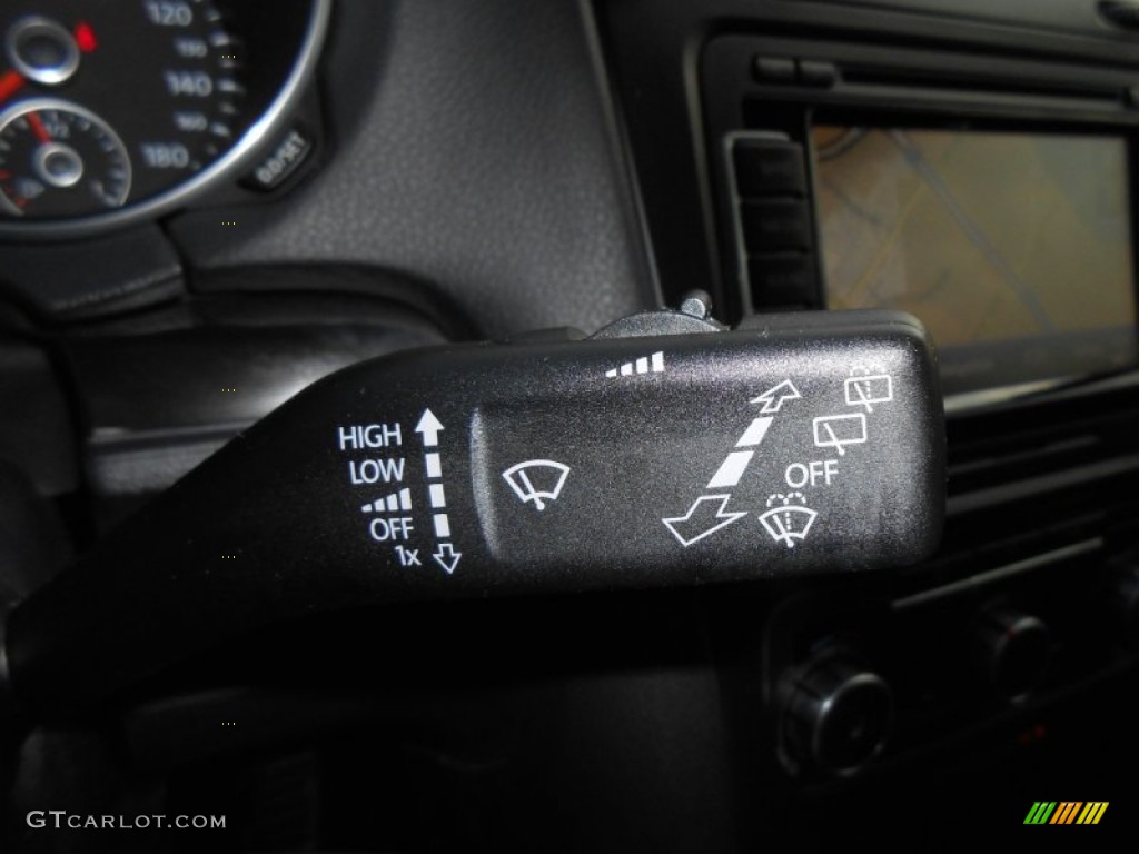 2010 Volkswagen GTI 4 Door Controls Photo #77791709