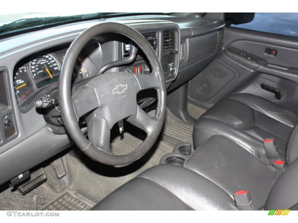 Dark Charcoal Interior 2004 Chevrolet Silverado 1500 LS Extended Cab Photo #77793359
