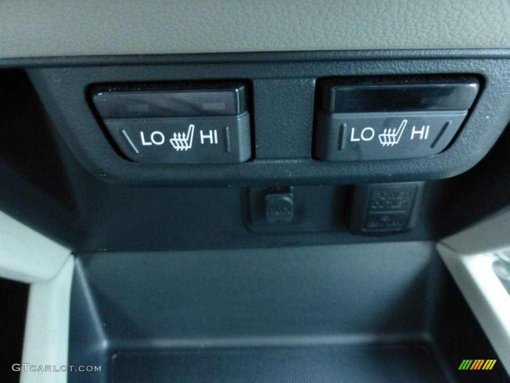 2012 Honda Civic Hybrid-L Sedan Controls Photo #77794118