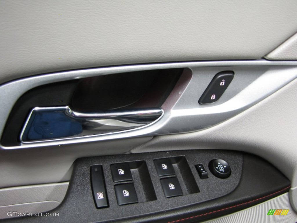 2012 GMC Terrain SLT AWD Controls Photo #77799602