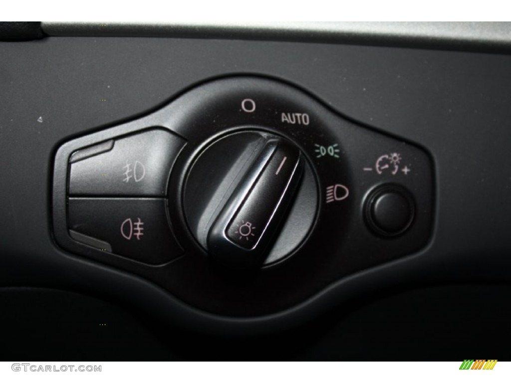 2010 Audi S4 3.0 quattro Sedan Controls Photo #77799903