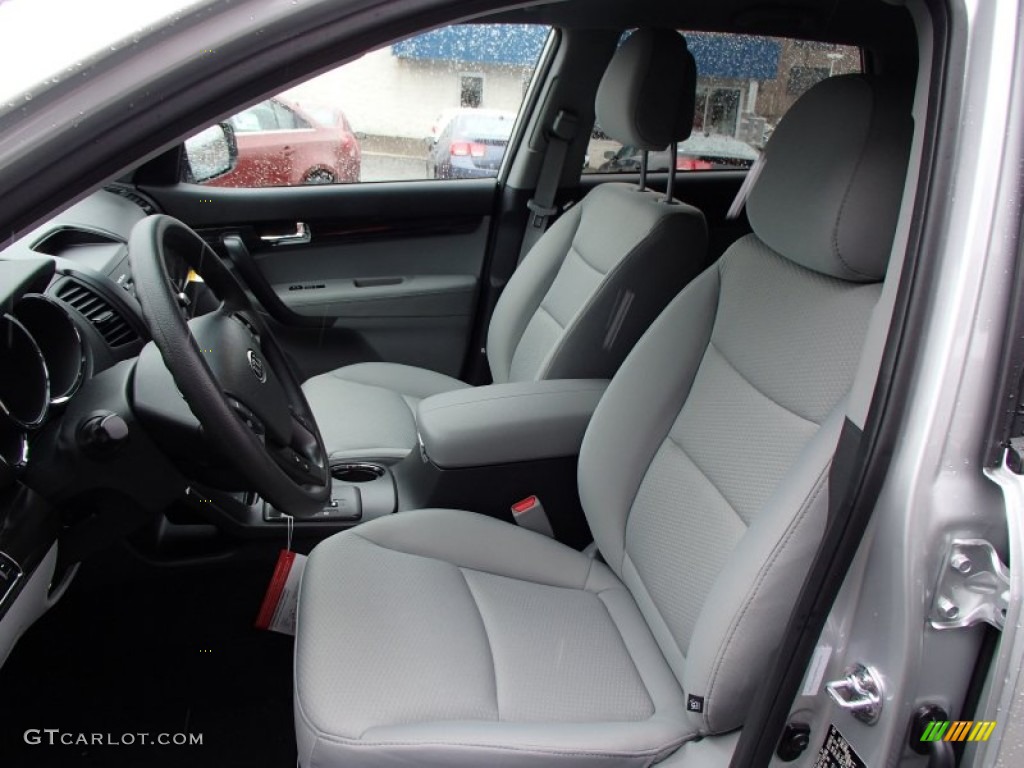 Gray Interior 2013 Kia Sorento LX AWD Photo #77800517