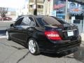 Black - C 300 Luxury 4Matic Photo No. 4