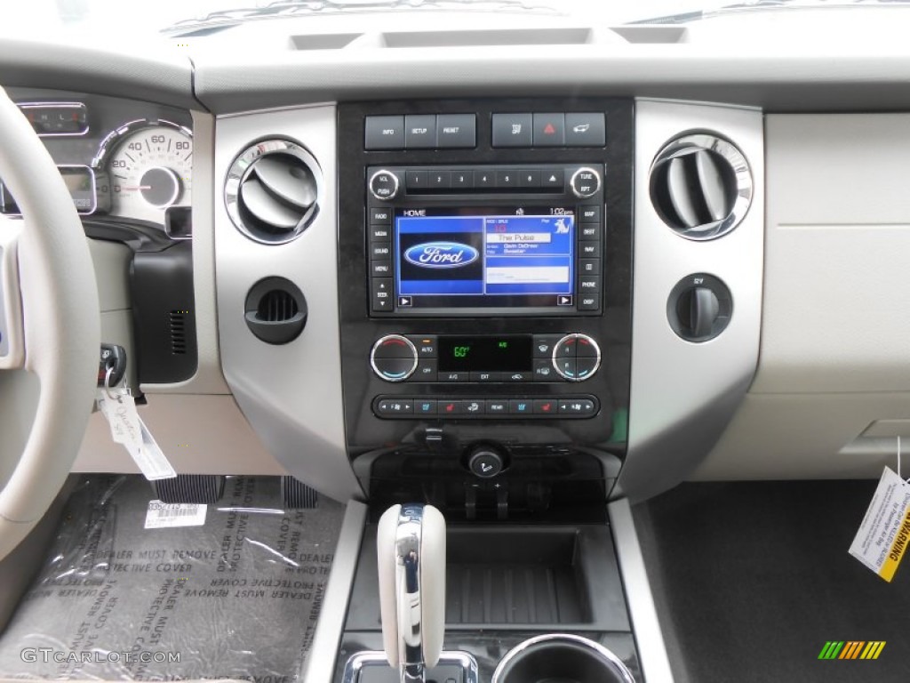 2013 Ford Expedition Limited Controls Photo #77801105