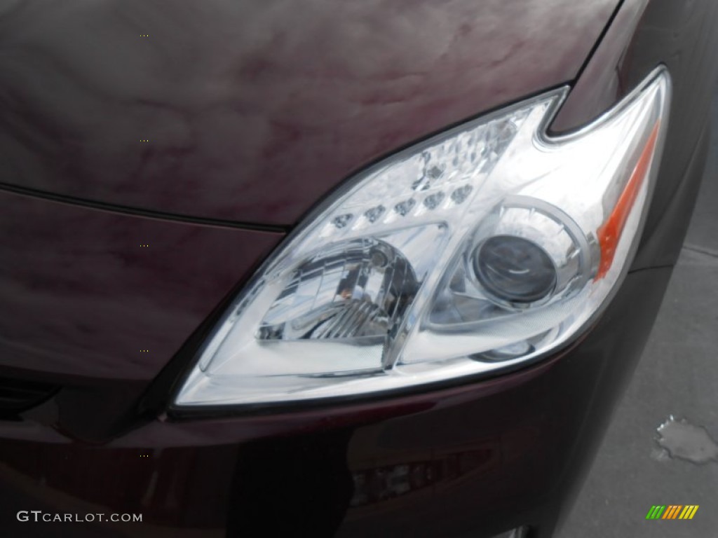 2013 Prius Persona Series Hybrid - Dark Cherry Pearl / Dark Gray photo #11