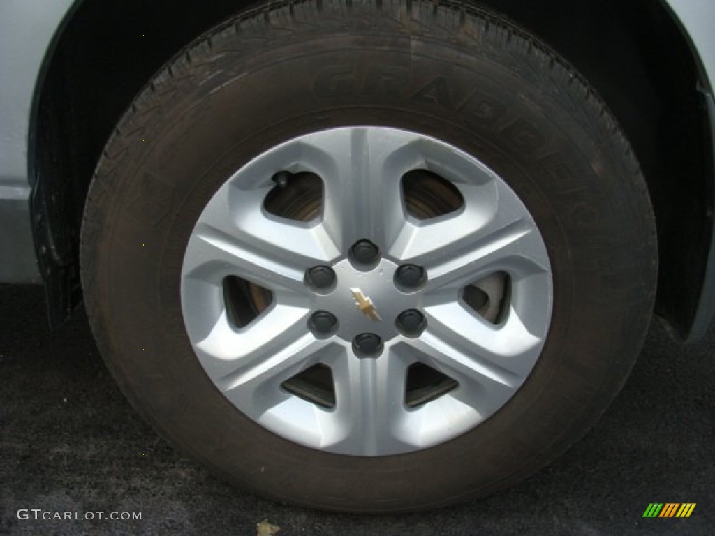 2011 Traverse LS AWD - Silver Ice Metallic / Dark Gray/Light Gray photo #14