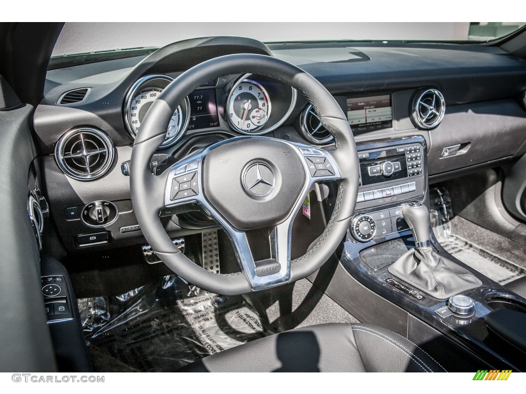 2013 Mercedes-Benz SLK 250 Roadster Dashboard Photos