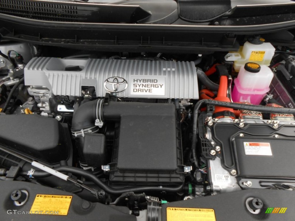 2013 Toyota Prius v Three Hybrid 1.8 Liter DOHC 16-Valve VVT-i 4 Cylinder Gasoline/Electric Hybrid Engine Photo #77803364