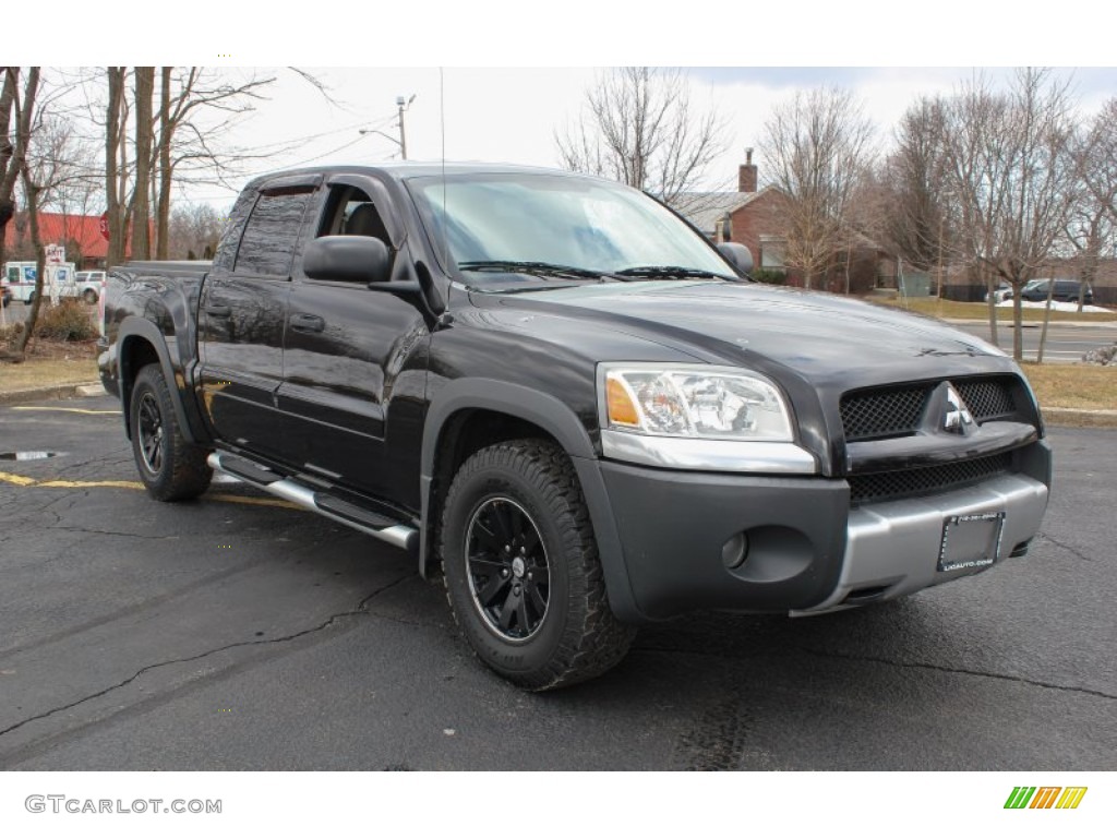 2006 Mitsubishi Raider DuroCross Double Cab 4x4 Exterior Photos