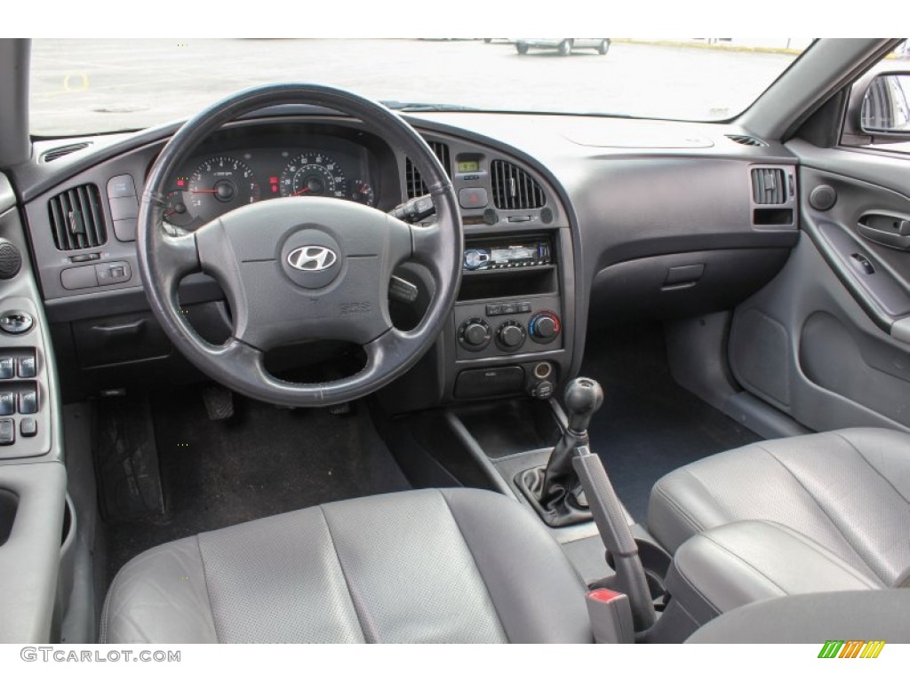 Gray Interior 2005 Hyundai Elantra GLS Hatchback Photo #77804689