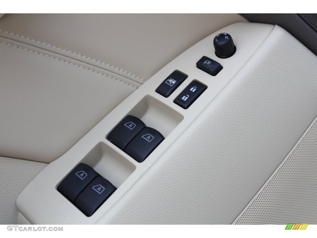 2013 Infiniti G 37 Convertible Controls Photo #77804850