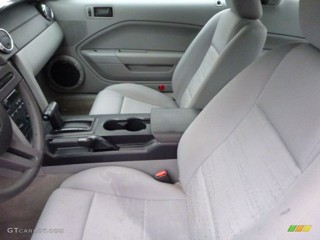 2007 Ford Mustang V6 Deluxe Coupe Front Seat Photo #77810306