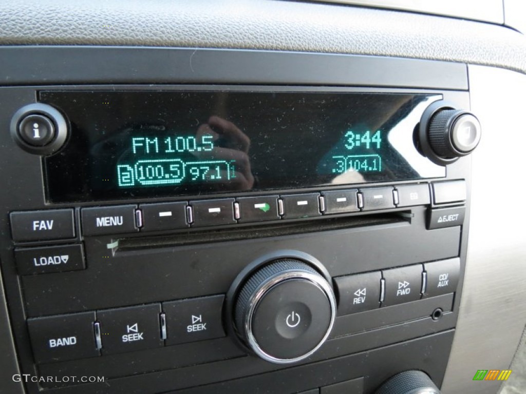 2007 Chevrolet Tahoe LS Audio System Photos