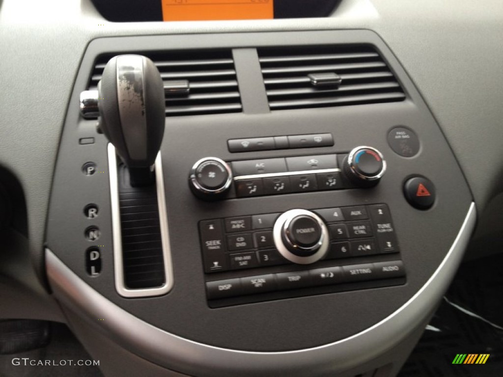 2007 Nissan Quest 3.5 S Controls Photo #77811281