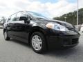 Super Black - Versa 1.8 S Hatchback Photo No. 7