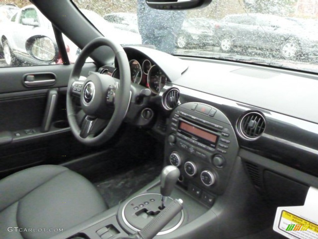 2013 Mazda MX-5 Miata Grand Touring Hard Top Roadster Black Dashboard Photo #77812880