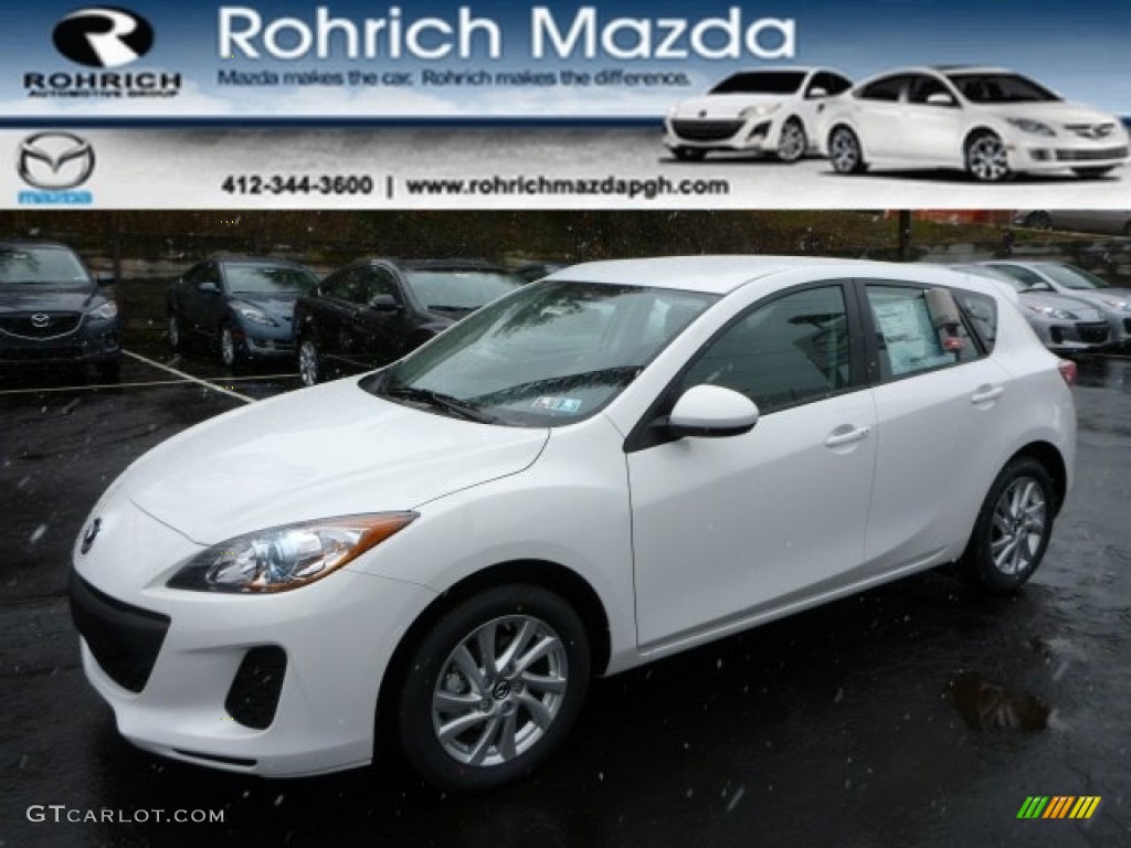 Crystal White Pearl Mica Mazda MAZDA3