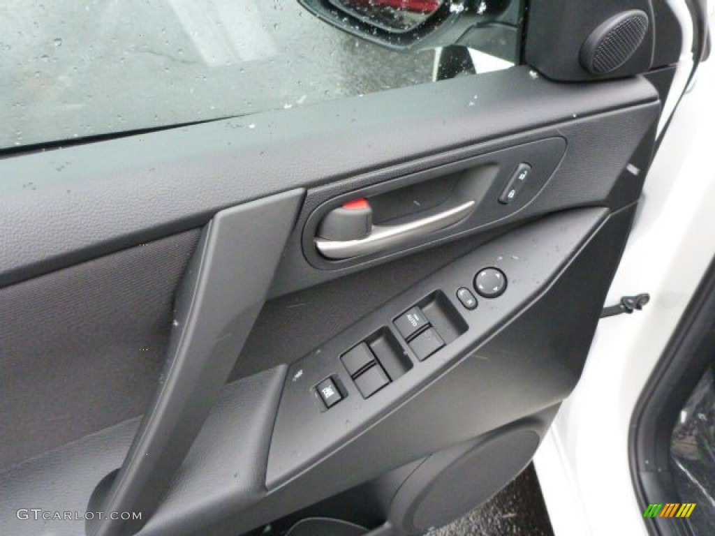 2013 Mazda MAZDA3 i Touring 5 Door Controls Photo #77813601