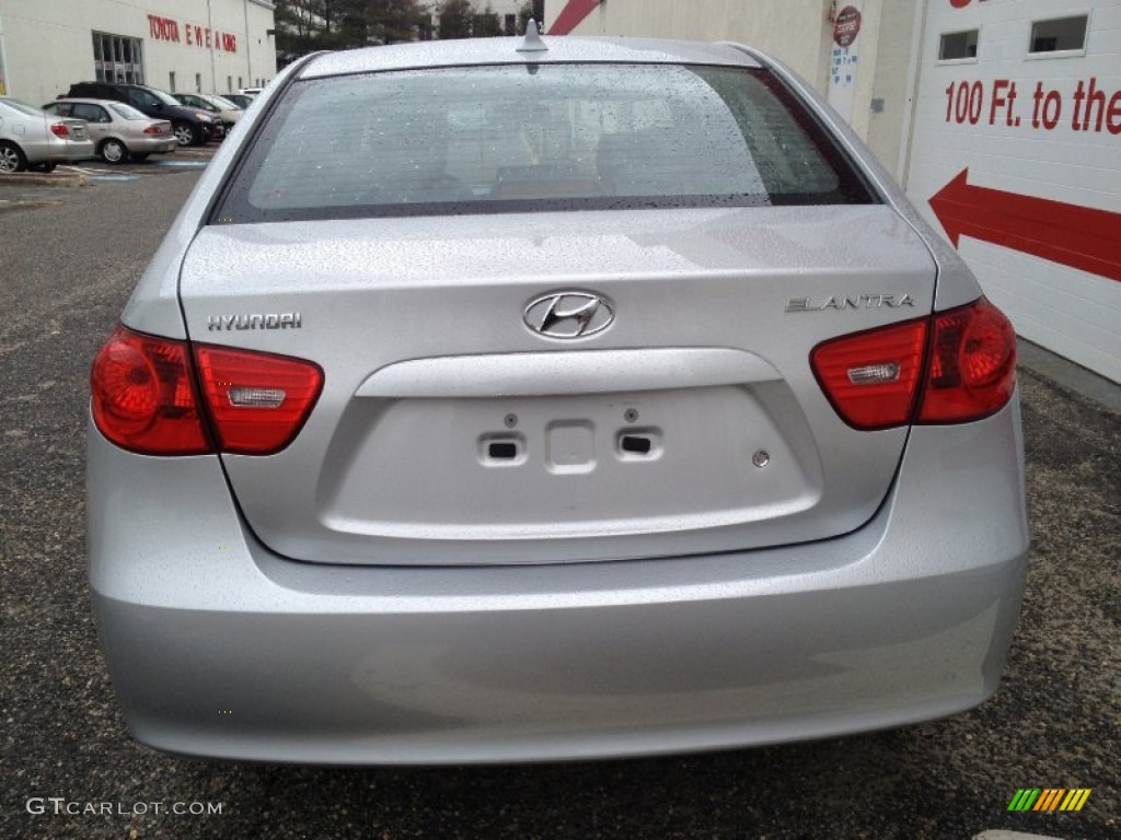 2009 Elantra SE Sedan - Quicksilver / Black photo #5