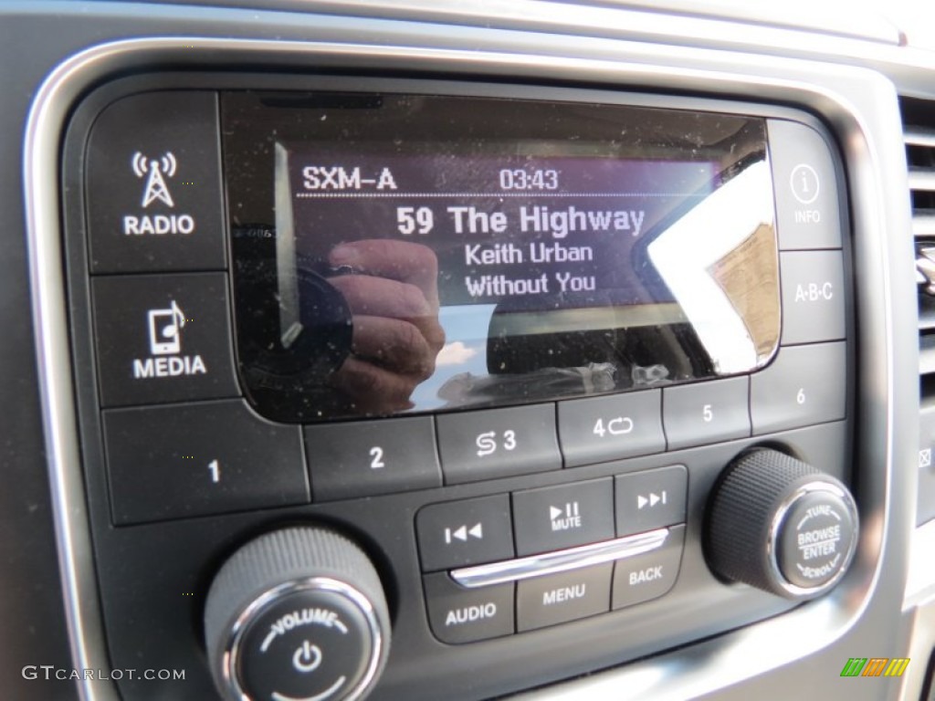 2013 Ram 1500 SLT Regular Cab Audio System Photo #77815556