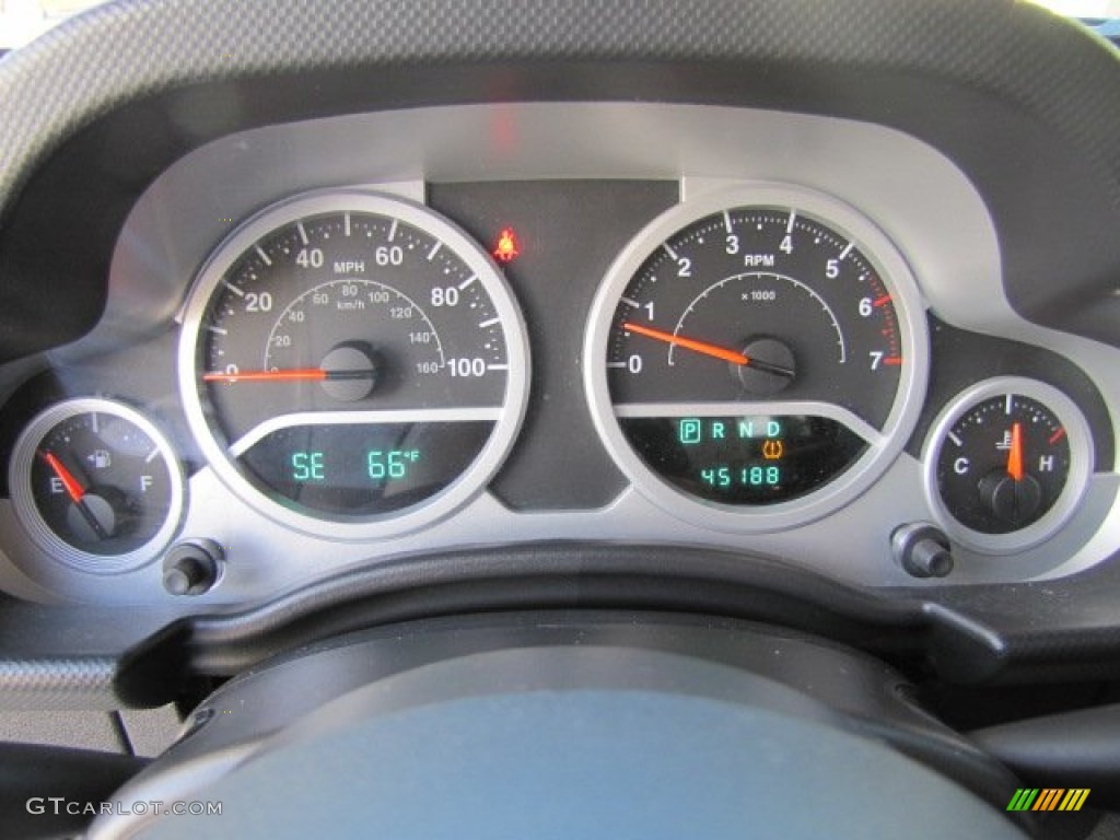 2010 Jeep Wrangler Unlimited Rubicon 4x4 Gauges Photo #77816204