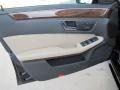 Black - E 350 Sedan Photo No. 44