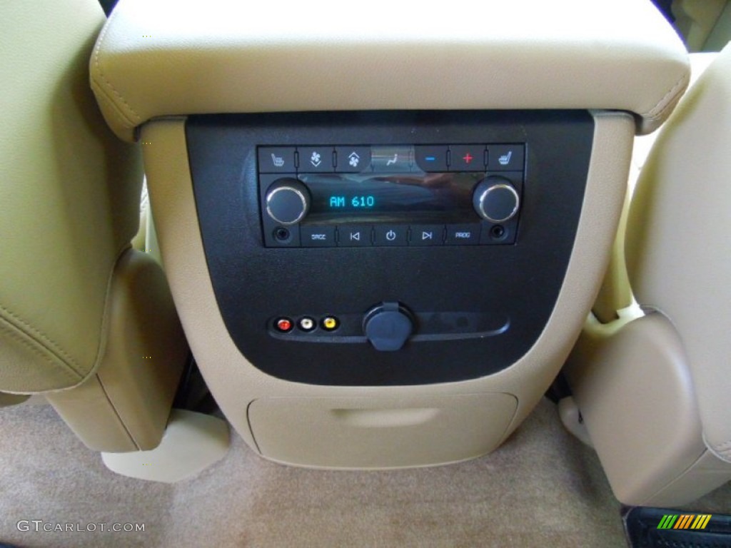 2012 Chevrolet Tahoe LT Controls Photos