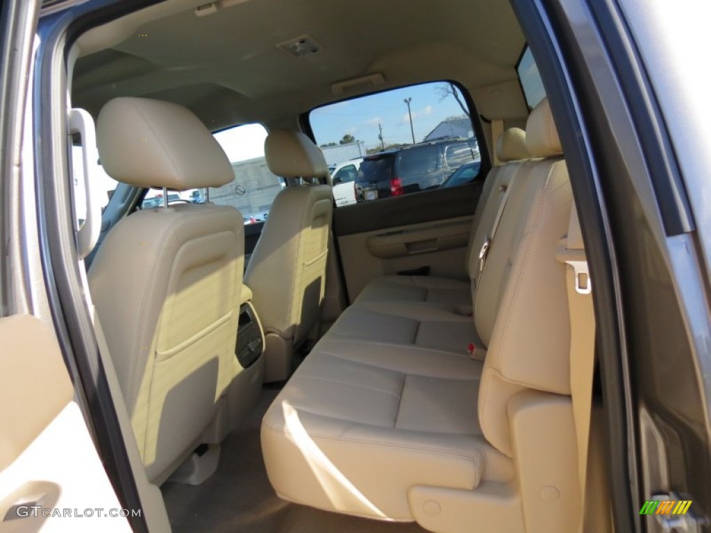 2013 Chevrolet Silverado 2500HD LT Crew Cab 4x4 Rear Seat Photo #77818499