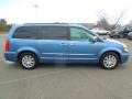 Sapphire Crystal Metallic - Town & Country Touring - L Photo No. 6