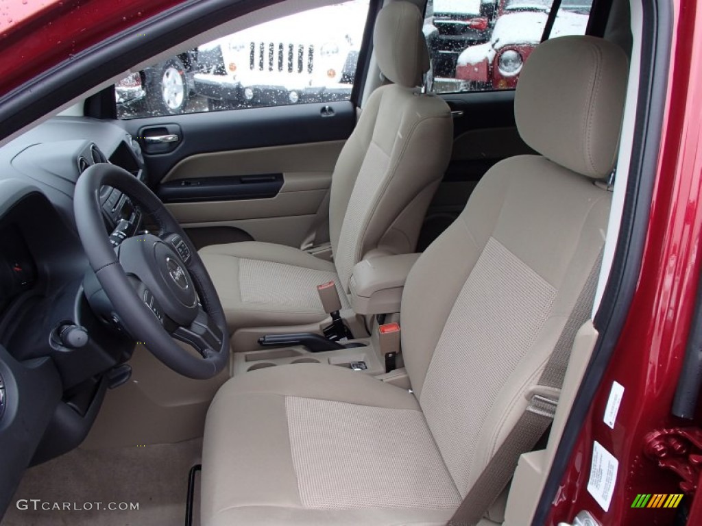 2013 Jeep Compass Latitude 4x4 Front Seat Photo #77821395