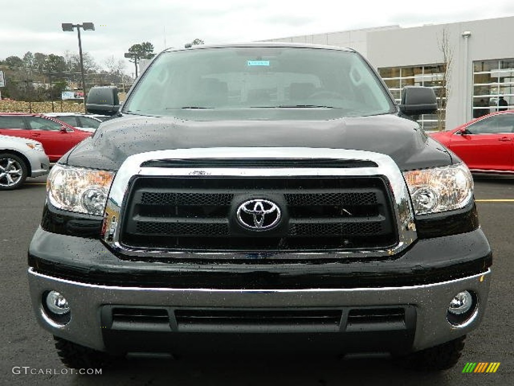 2013 Tundra TSS CrewMax 4x4 - Black / Graphite photo #12