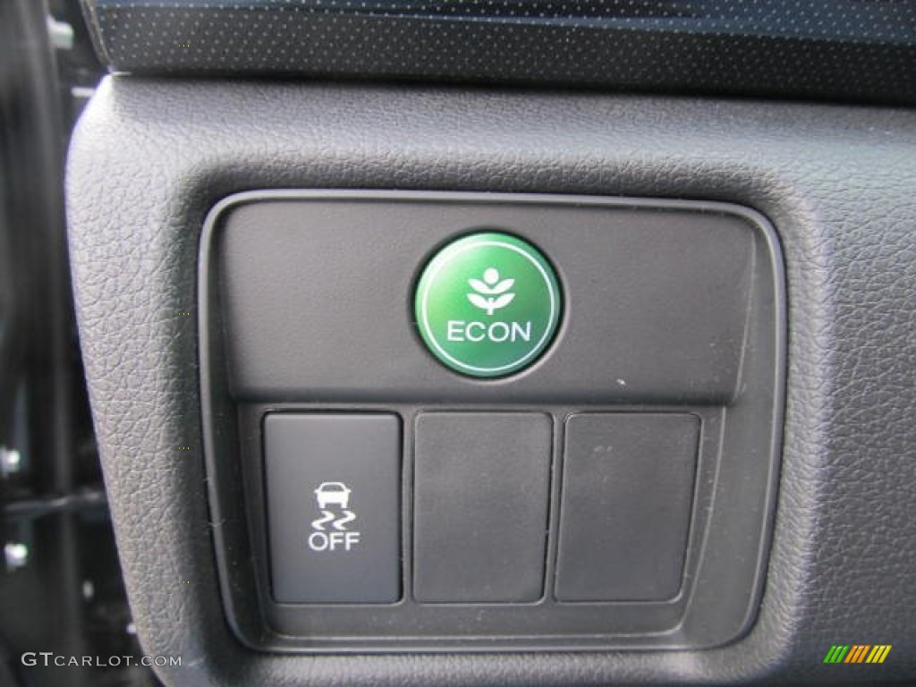 2013 Honda Accord EX Coupe Controls Photos