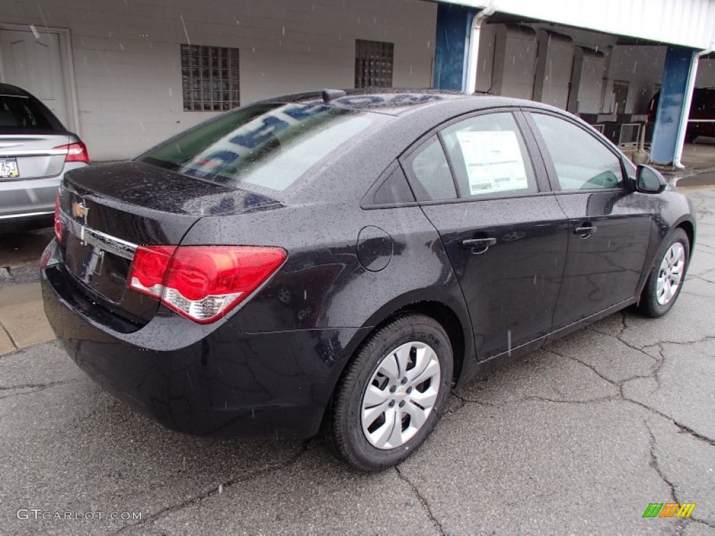 2013 Cruze LS - Black Granite Metallic / Jet Black/Medium Titanium photo #8