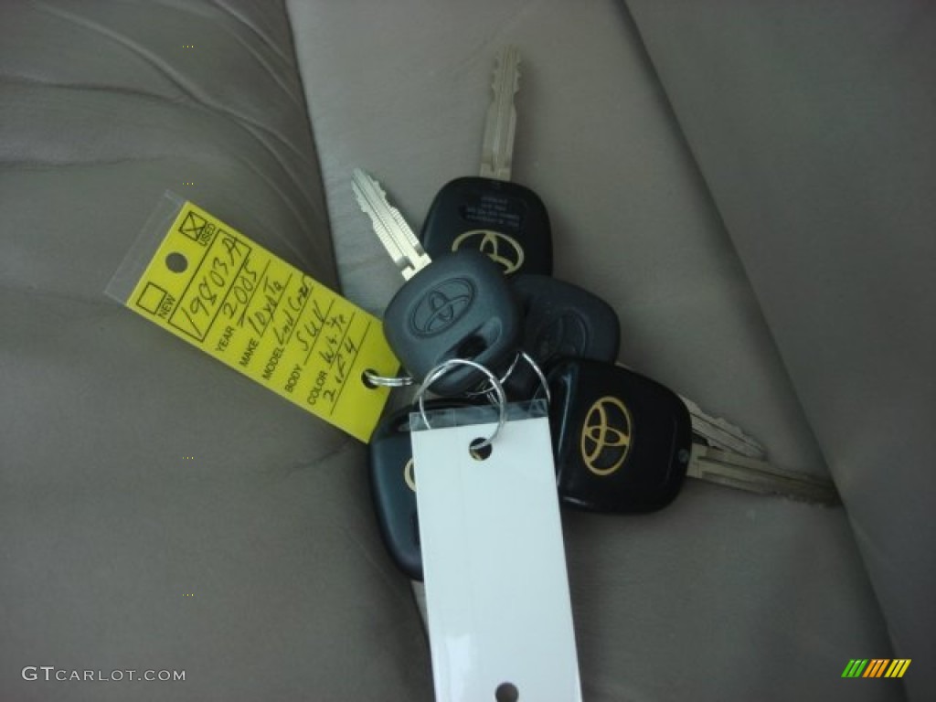 2005 Toyota Land Cruiser Standard Land Cruiser Model Keys Photos