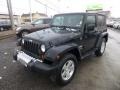 Black - Wrangler Sahara 4x4 Photo No. 3