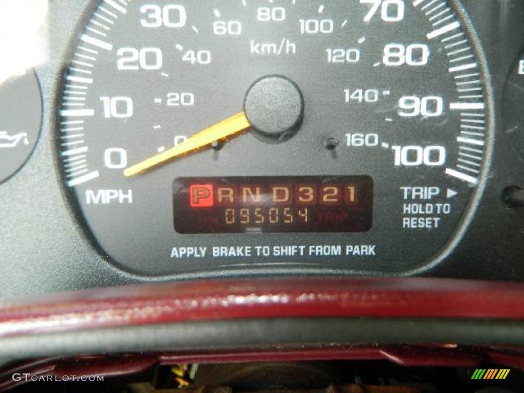 1998 Safari SLE Passenger Van - Silver Mist Metallic / Red photo #19