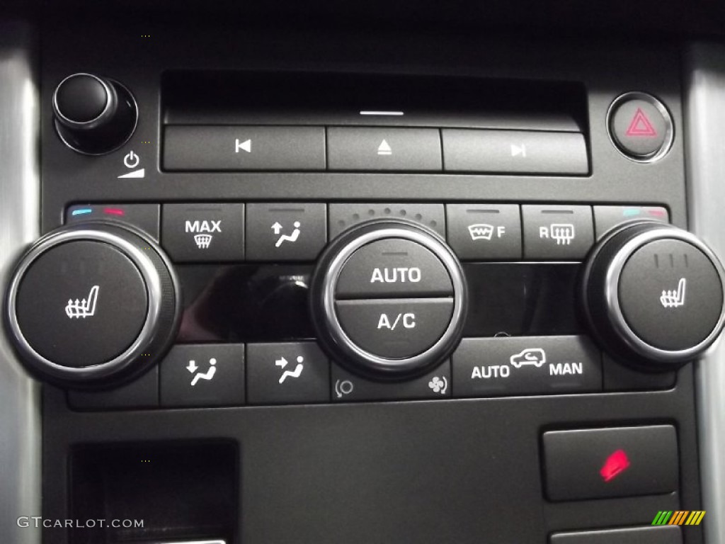 2013 Land Rover Range Rover Evoque Pure Controls Photo #77825953